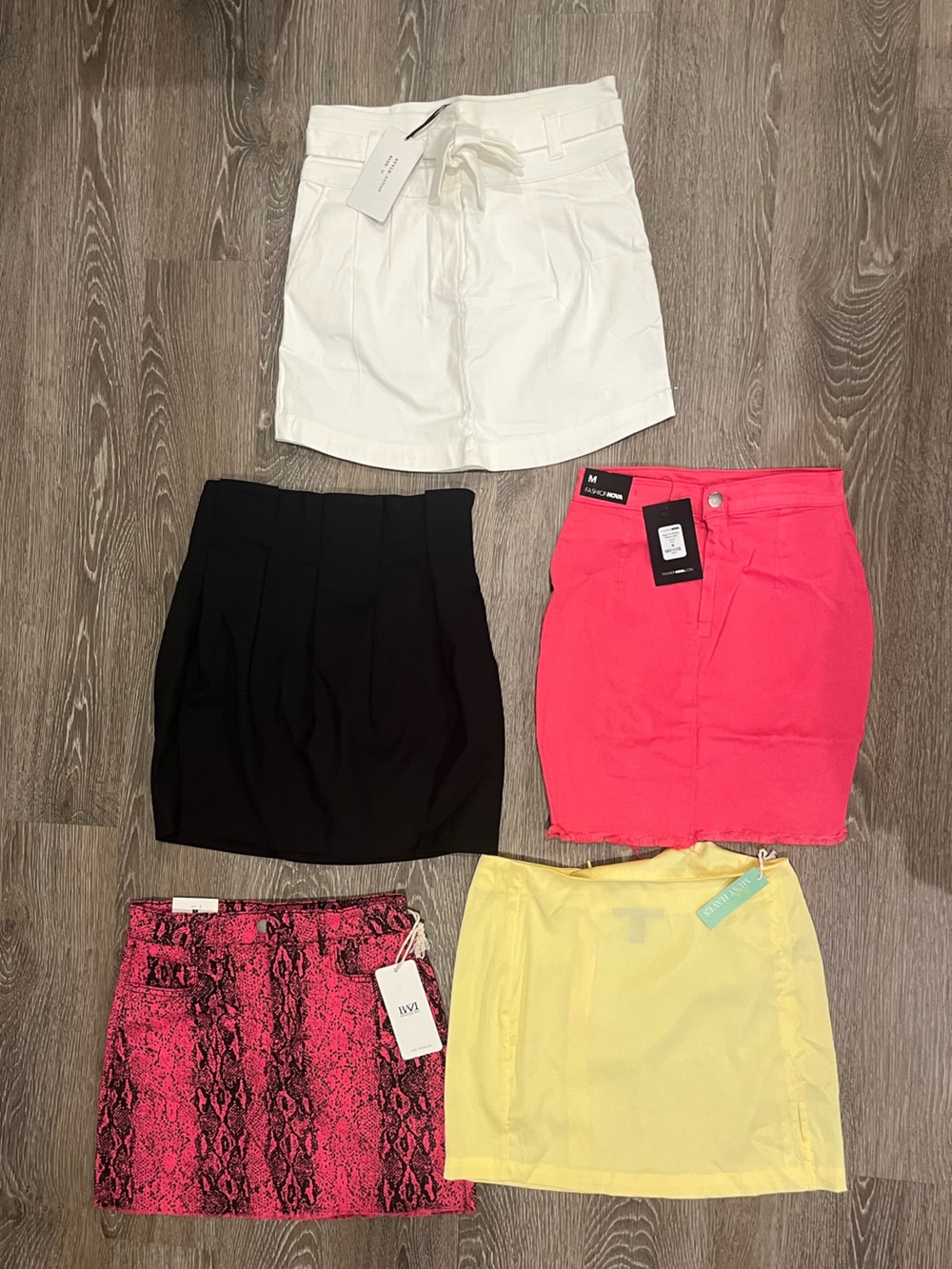 BUNDLE - Women’s Mini Skirts - Mixed Brands